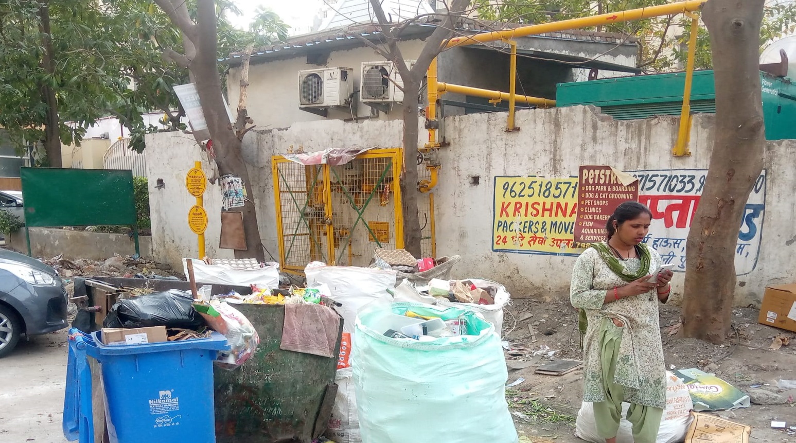 जीडीए से लाखों वसूलकर भी इंदिरापुरम को साफ नहीं कर रही नेचर क्‍लीन इनवायरो कंपनी  